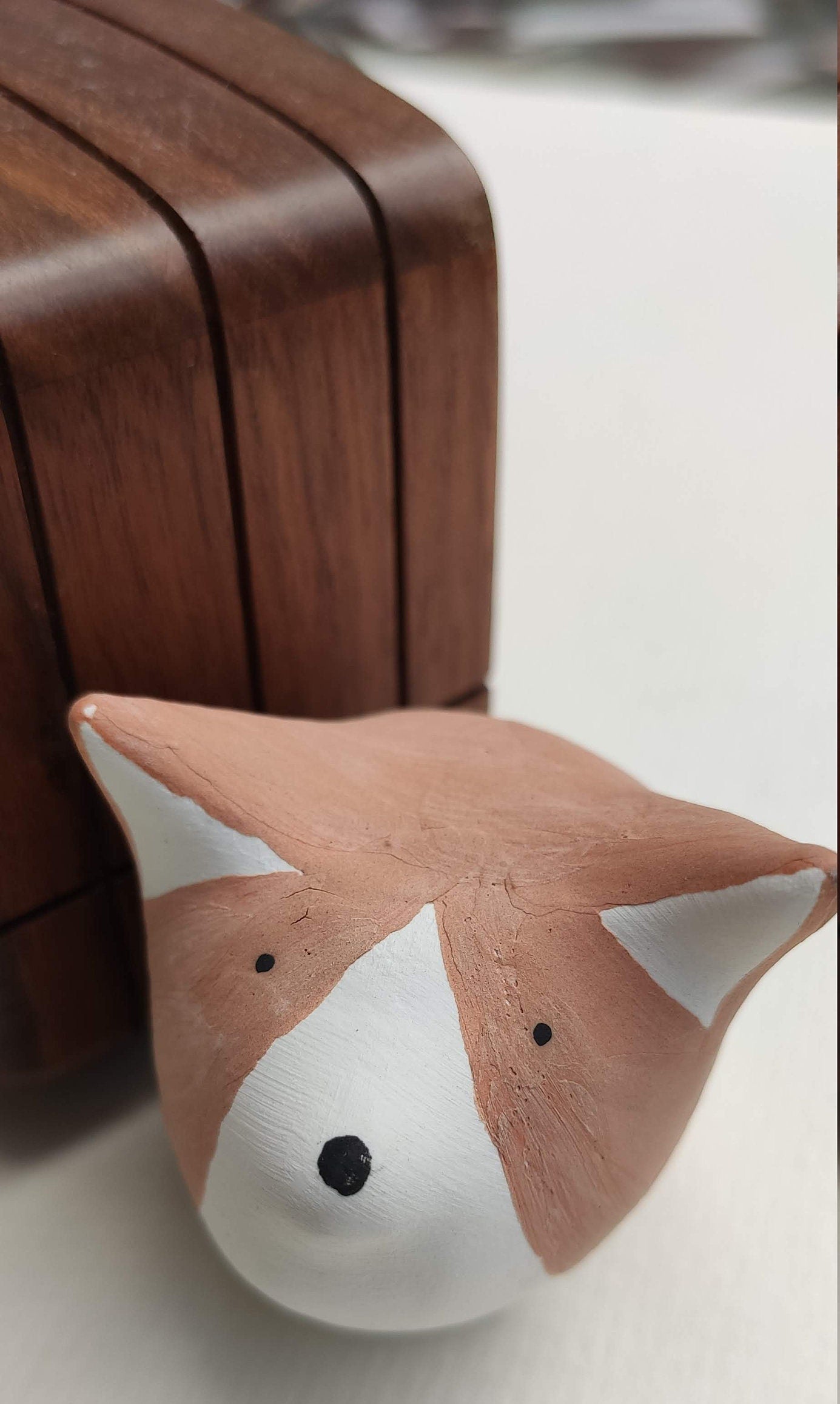 Putogn! Ceramic Mini Corgi Figurines – Handmade Rustic Dog Decor for Corgi Lovers & Nature-Inspired Homes!