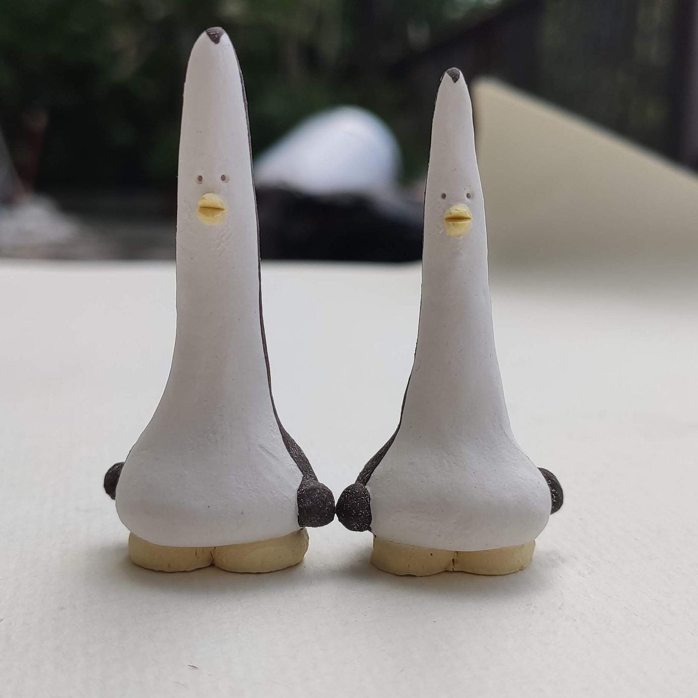 Putogn! Ceramic Mini Penguin Figurines β Handmade Warming-Themed Decor for Animal Lovers & Nature-Inspired Homes!