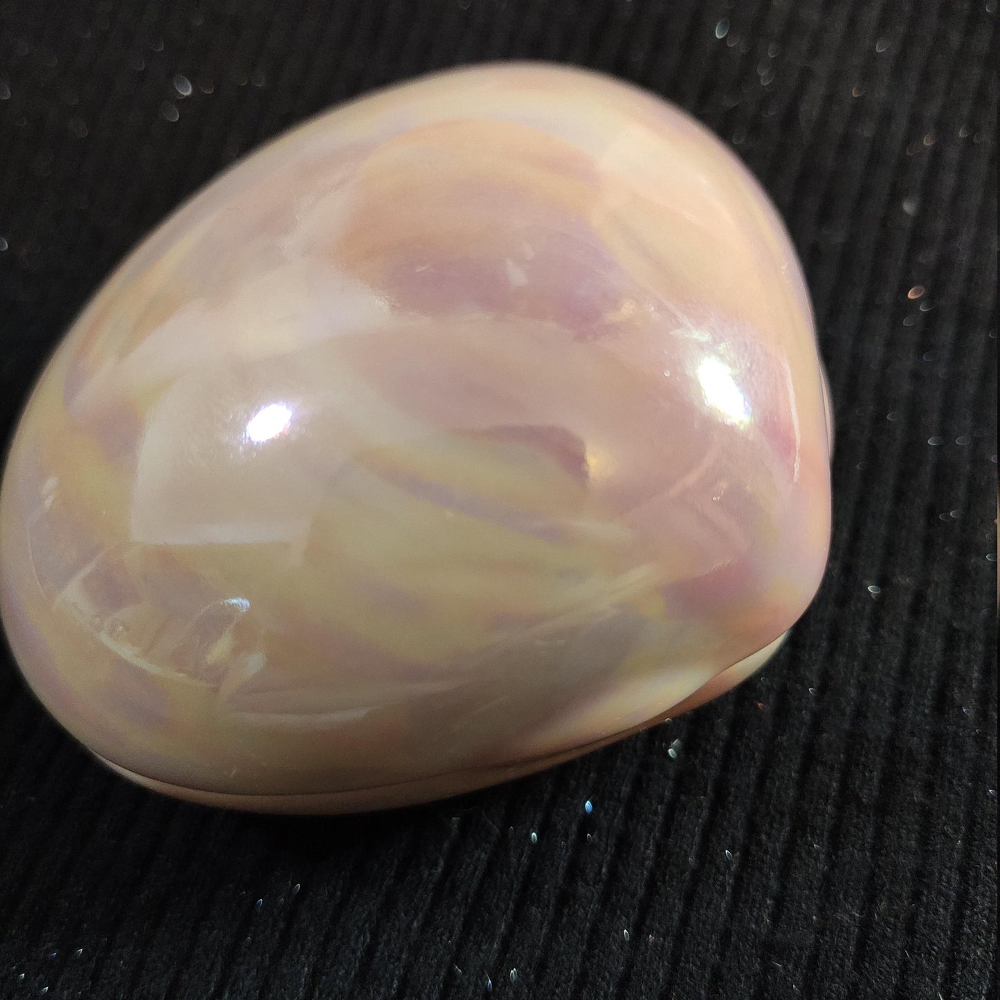 Putogn! Glutinous Rice Ceramic Pearly Luster β Handmade Elegant Decor for Modern Homes & Unique Gift Ideas!