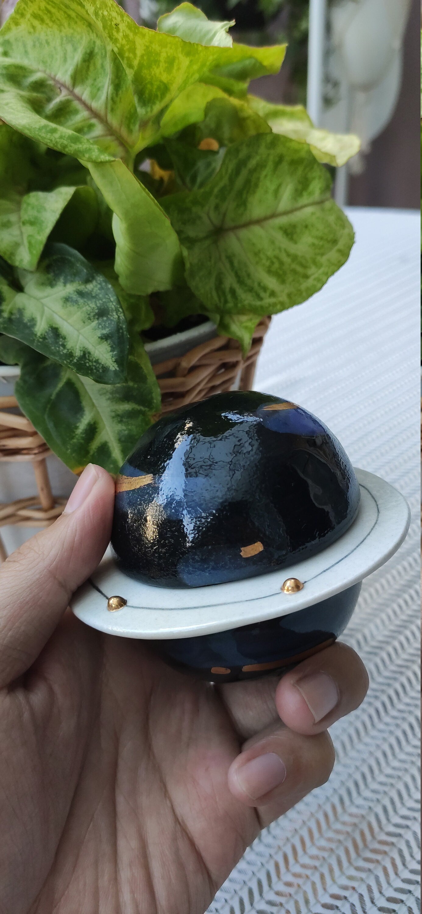 Putogn! Ceramic Planet with Satellite Belt – Handmade Space-Inspired Decor for Astronomy Lovers & Modern Homes!