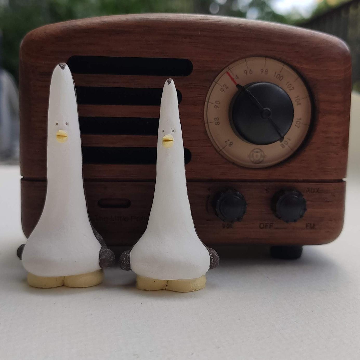 Putogn! Ceramic Mini Penguin Figurines β Handmade Warming-Themed Decor for Animal Lovers & Nature-Inspired Homes!