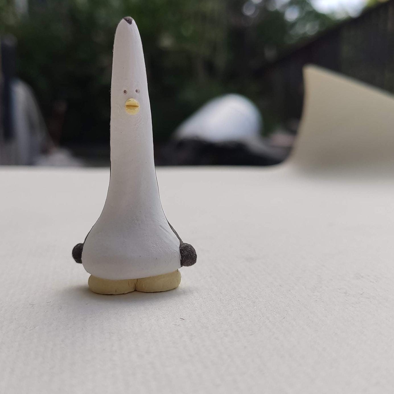 Putogn! Ceramic Mini Penguin Figurines – Handmade Warming-Themed Decor for Animal Lovers & Nature-Inspired Homes!