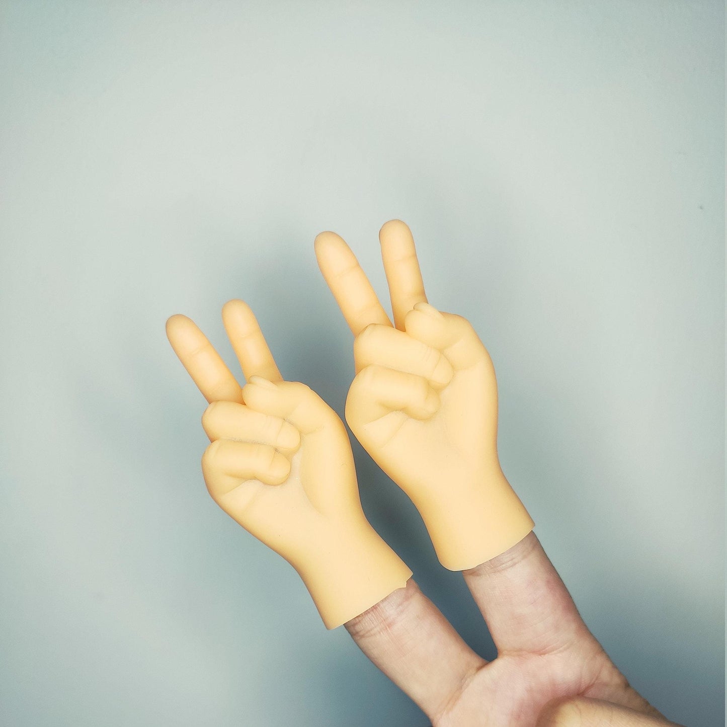 Putogn! Finger Hands – Tiny Hands Victory or Fist Gestures for Pranksters, Meme Lovers & Fun Enthusiasts!