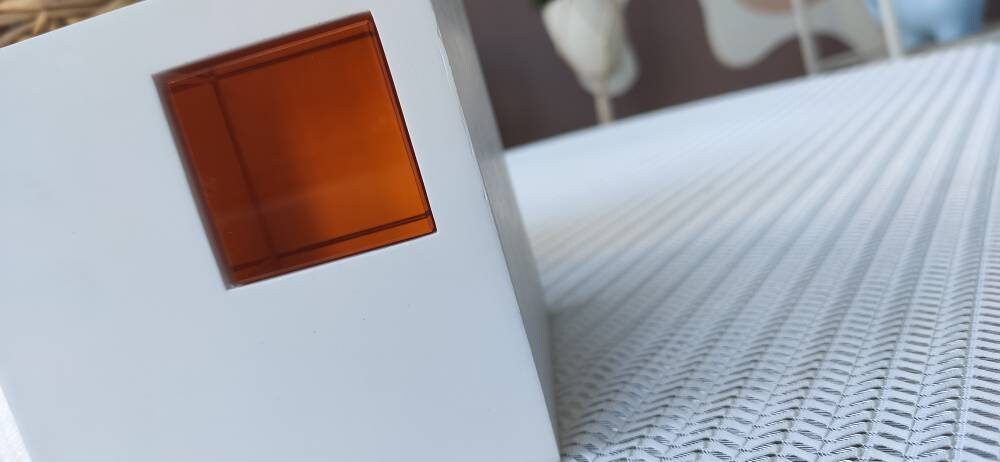 Putogn! White Plaster Orange Crystal Ornaments – Handmade Minimalist Decor for Modern Homes & Holiday Cheer!