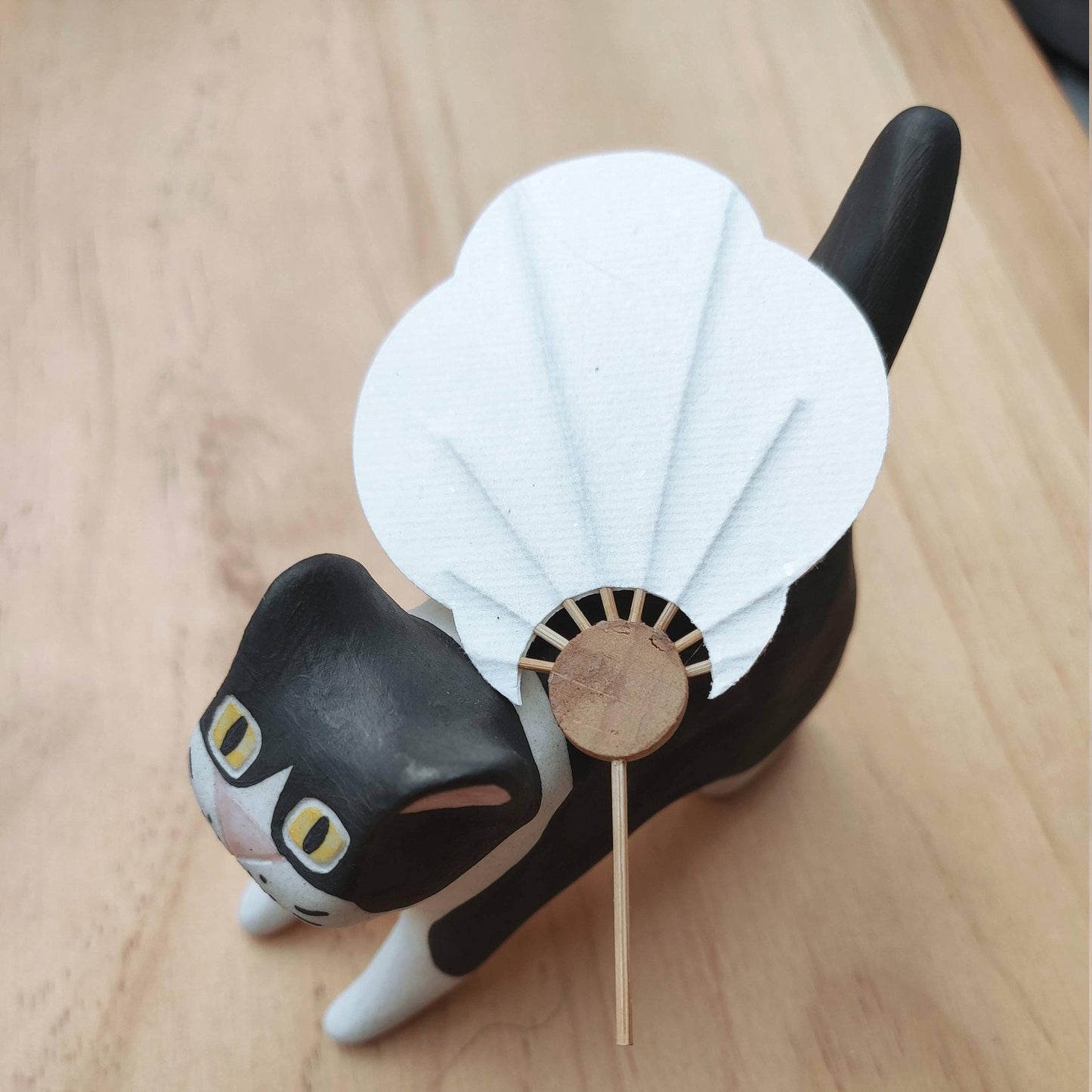 Handmade Tiny Paper Uchiwa Fans – Traditional Hand Fans for Summer, Weddings Decor, Perfect for Miniature fan for dollhouse decoration