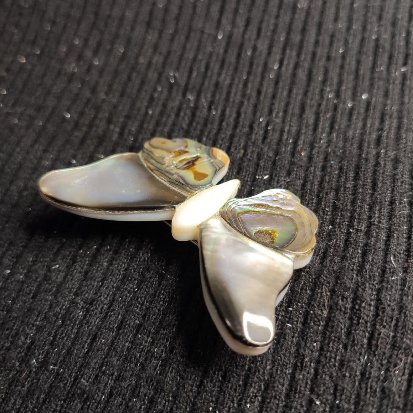 Putogn! Mother Shell Stitching Butterfly Brooch – Handmade Ocean-Inspired Jewelry for Nature Lovers & Elegant Fashionistas!