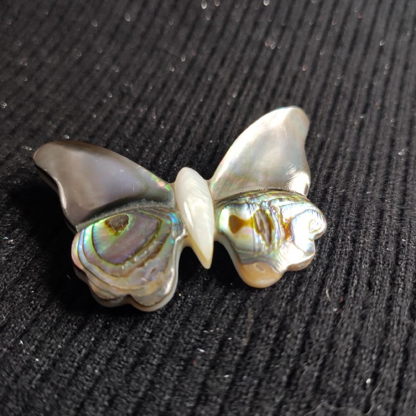 Putogn! Mother Shell Stitching Butterfly Brooch – Handmade Ocean-Inspired Jewelry for Nature Lovers & Elegant Fashionistas!